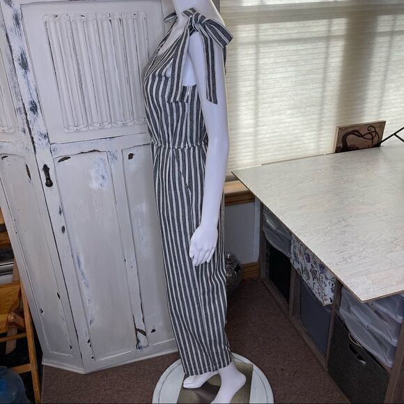 Mod Ref Blue White Stripe Capri Style Jumpsuit Size Small - Picture 7 of 15